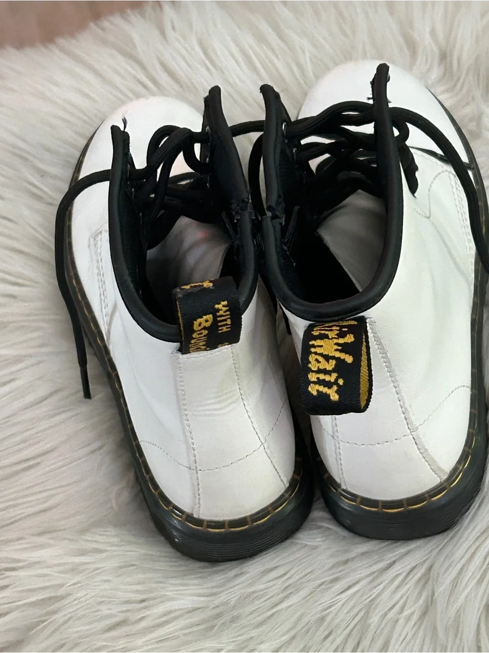 Dr. Martens Zavala J Boots